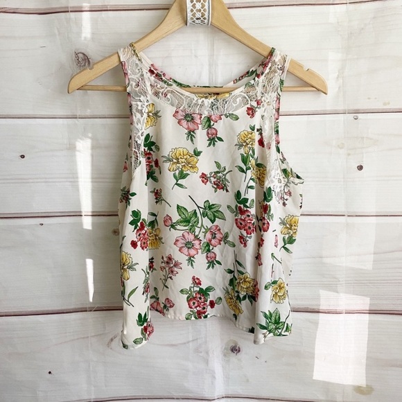 Paper Crane Floral Open Back Top - Picture 1 of 5